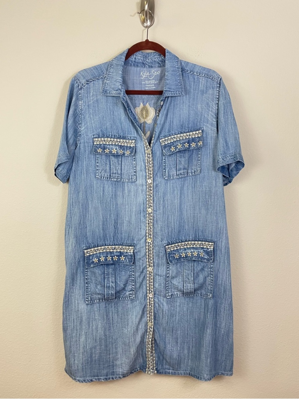 Kyla Seo Chambray Floral Embroidered Western Boho Denim Shirt Dress Size Medium